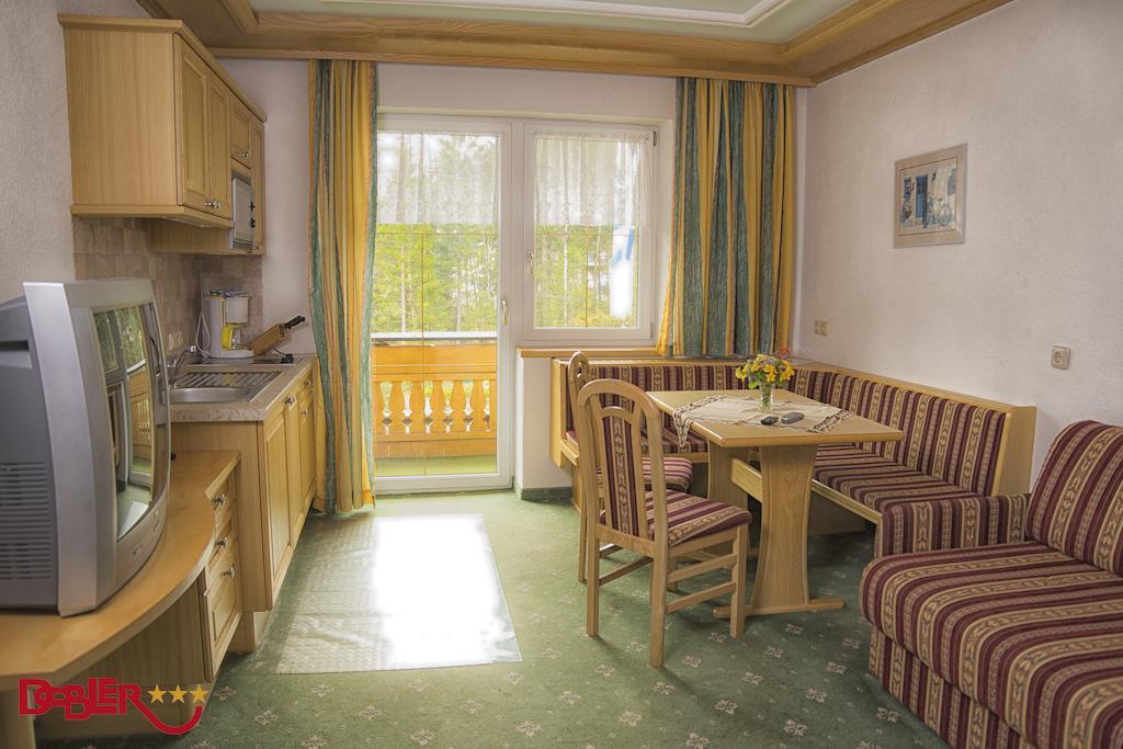 Ferienhotel Dobler Weissenbach am Lech Rom bilde
